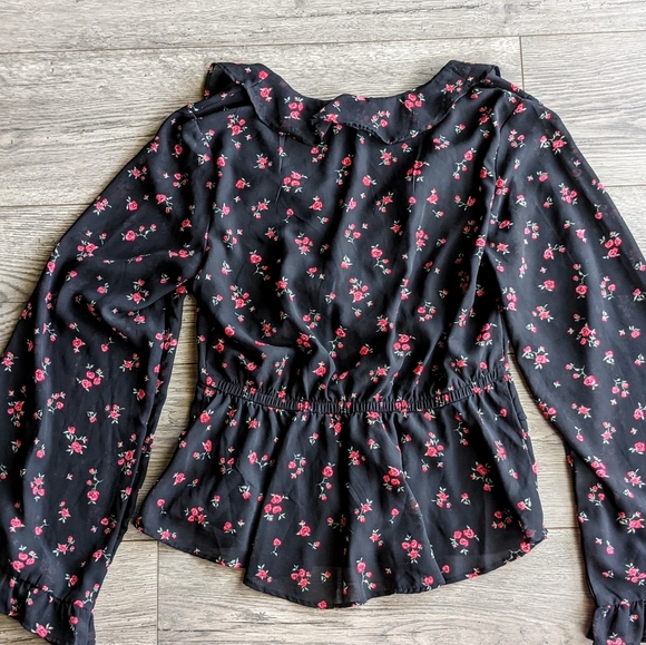Long Sleeve Floral Chiffon Blouse - Picture 5 of 8
